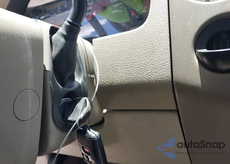 2004 Ford F-150 Xlt z USA, uszkodzony, nr VIN 1FTRW12W34KD28410